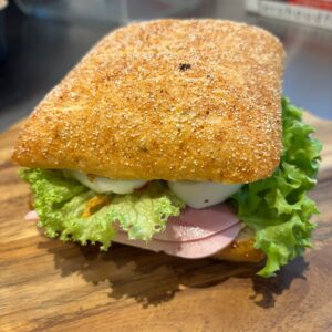 Broodje smos kaas hesp