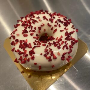 Donut witte chocolade en framboos