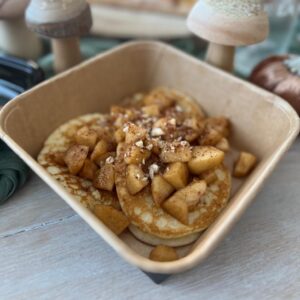 Loaded American pancakes - Appel Kaneel
