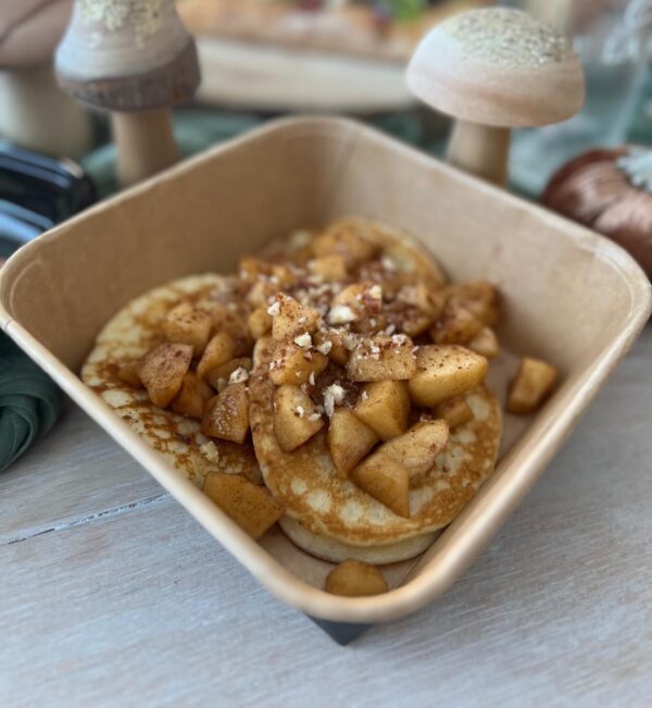 Loaded American pancakes - Appel Kaneel